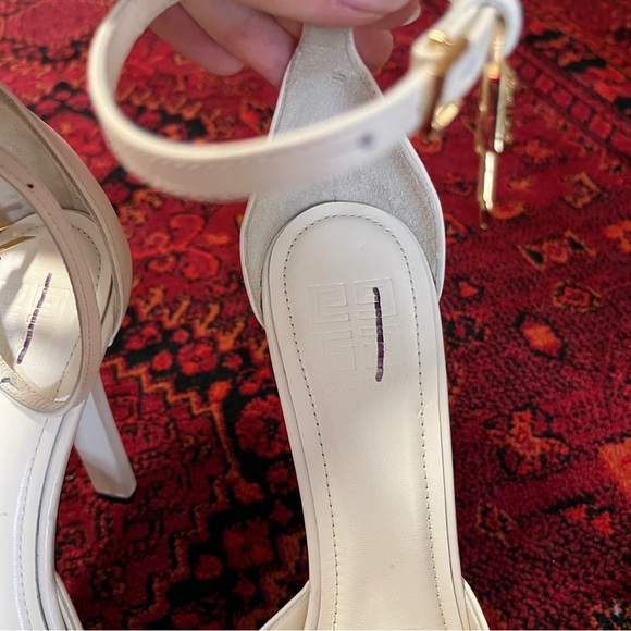 Givenchy G-Lock Platform Pumps in Ivory with Gold Hardware Size 39 US 9 - Picture 7 of 12